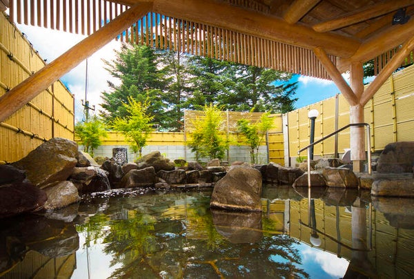 【静岡県内発】 1泊4食付!秋色週末温泉ミステリーツアー2日間3